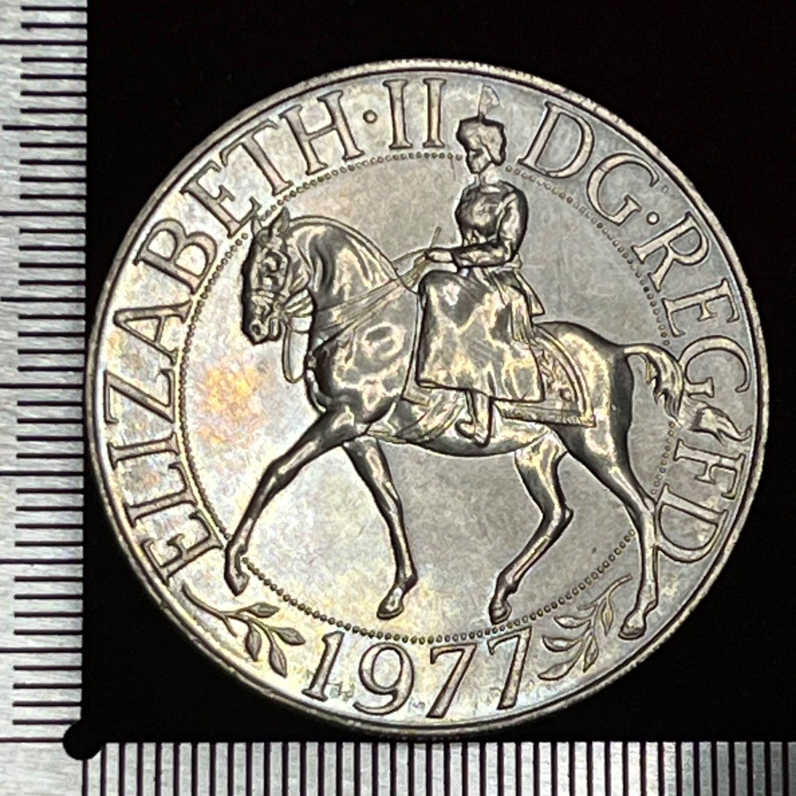 希少エリザベスジュビリー イギリス領マン島1977年クラウン銀貨 記念コイン】1977年 イギリス エリザベス2世即位25周年記念 クラウン白