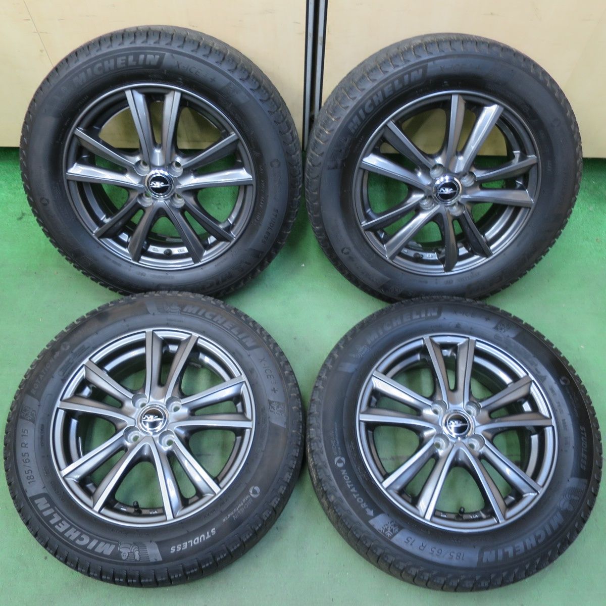 4本 ミシュラン X-ICE3+ 185/65R15 タイヤのみ ミシュラン X-ICE3+ 4本 ミシュラン X-ICE3+ 185/65R15 タイヤのみ ミシュラン X-ICE3+