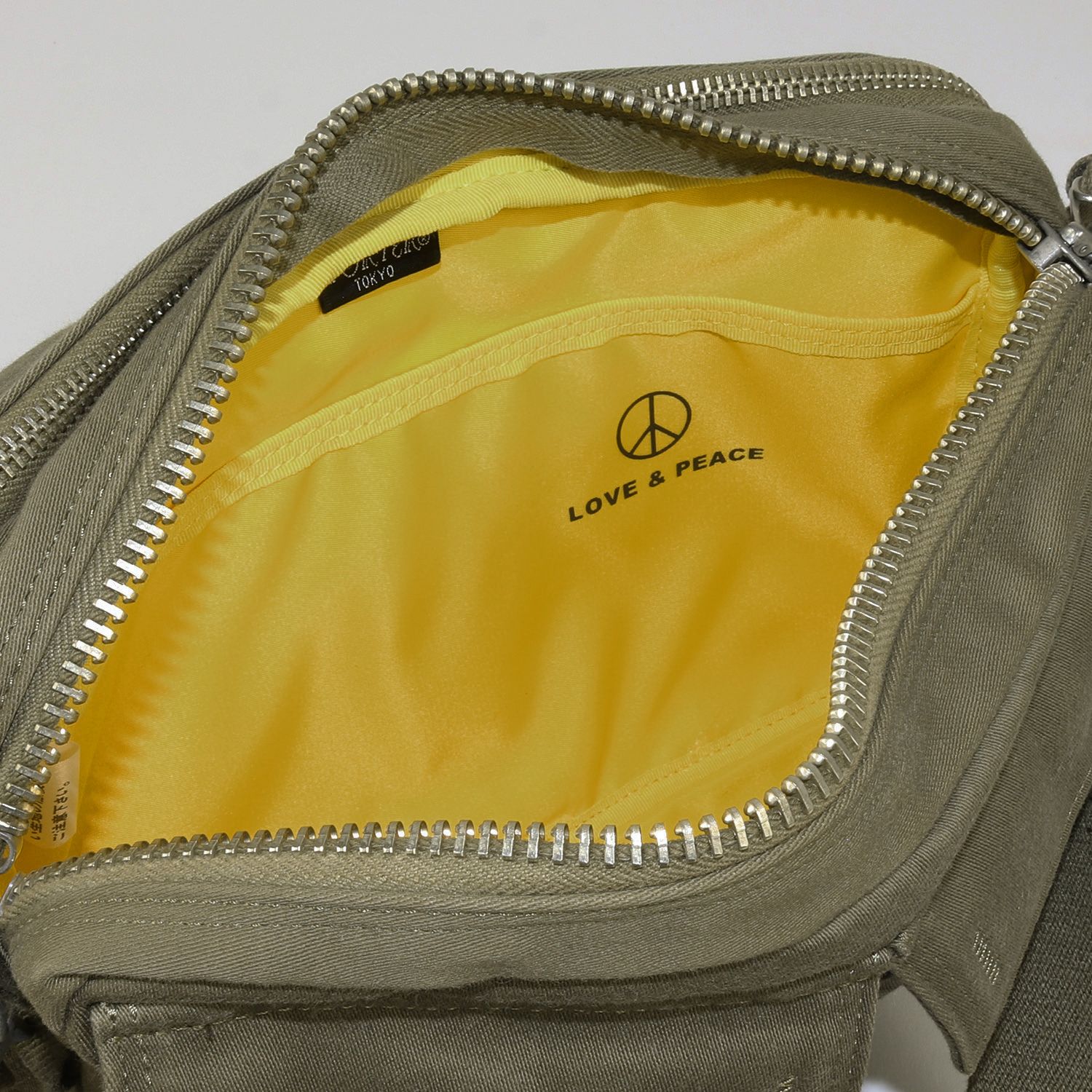 ポーター　ショルダーバッグ　LOVE&amp;PEACE カメラバッグ　ロゴ　キャンバス PORTER ポーター 吉田カバン 70周年記念モデル LOVE&PEACE ショルダー