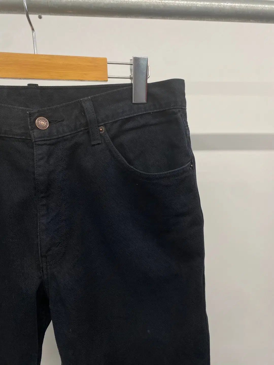 （ 32 ） メンズ LEVI'S(リーバイス) 506 黒 ブラックデニム ジーンズ カットオフ カッティング デニム