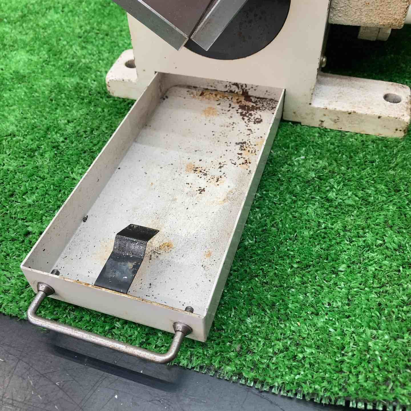 日本オートマチックマシン 卓上面取機