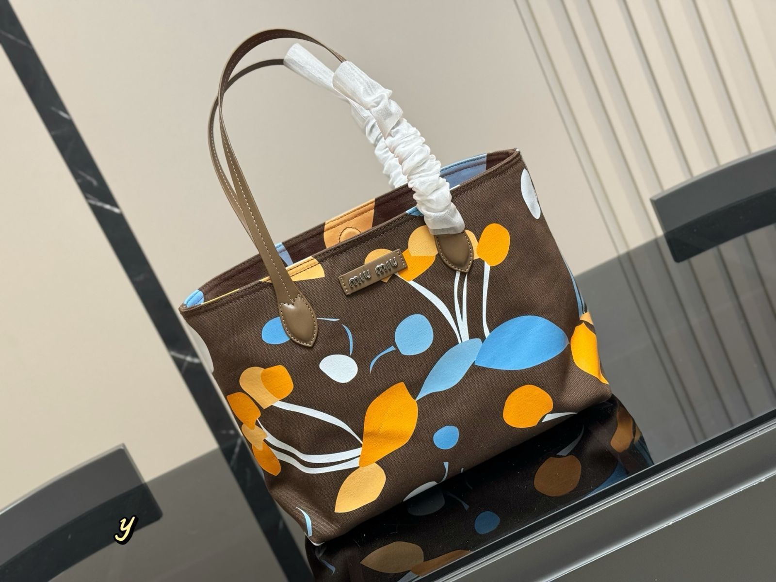 今日特価】Miu Miu Tote Bag ミュウミュウ トートバッグ（32