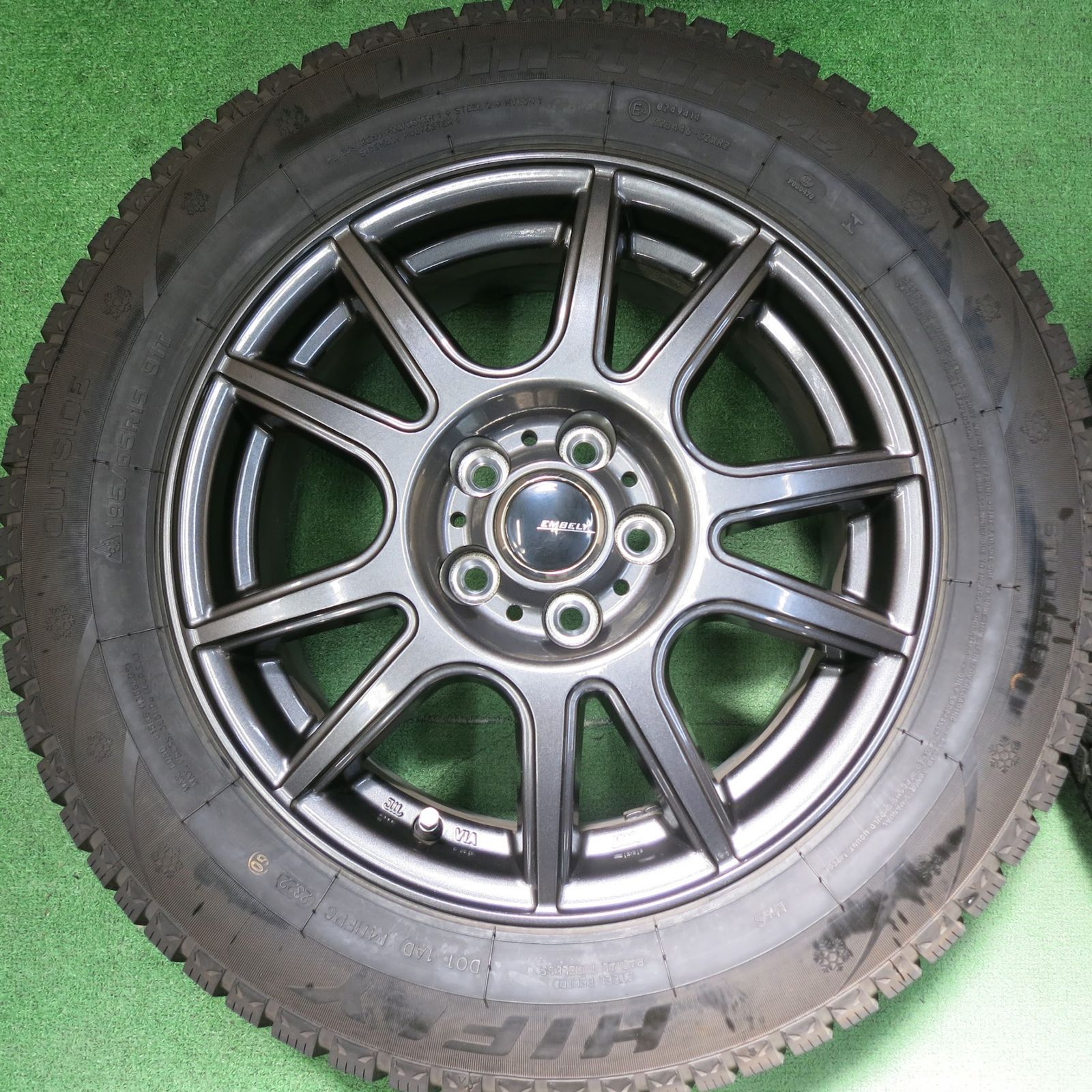 送料無料]バリ溝！22年！キレイ！ほぼ10分☆スタッドレス 195/65R15