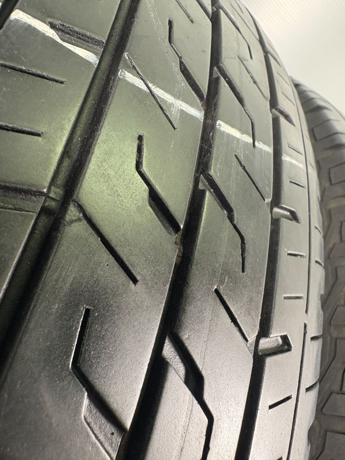 80R15LT ブリヂストン