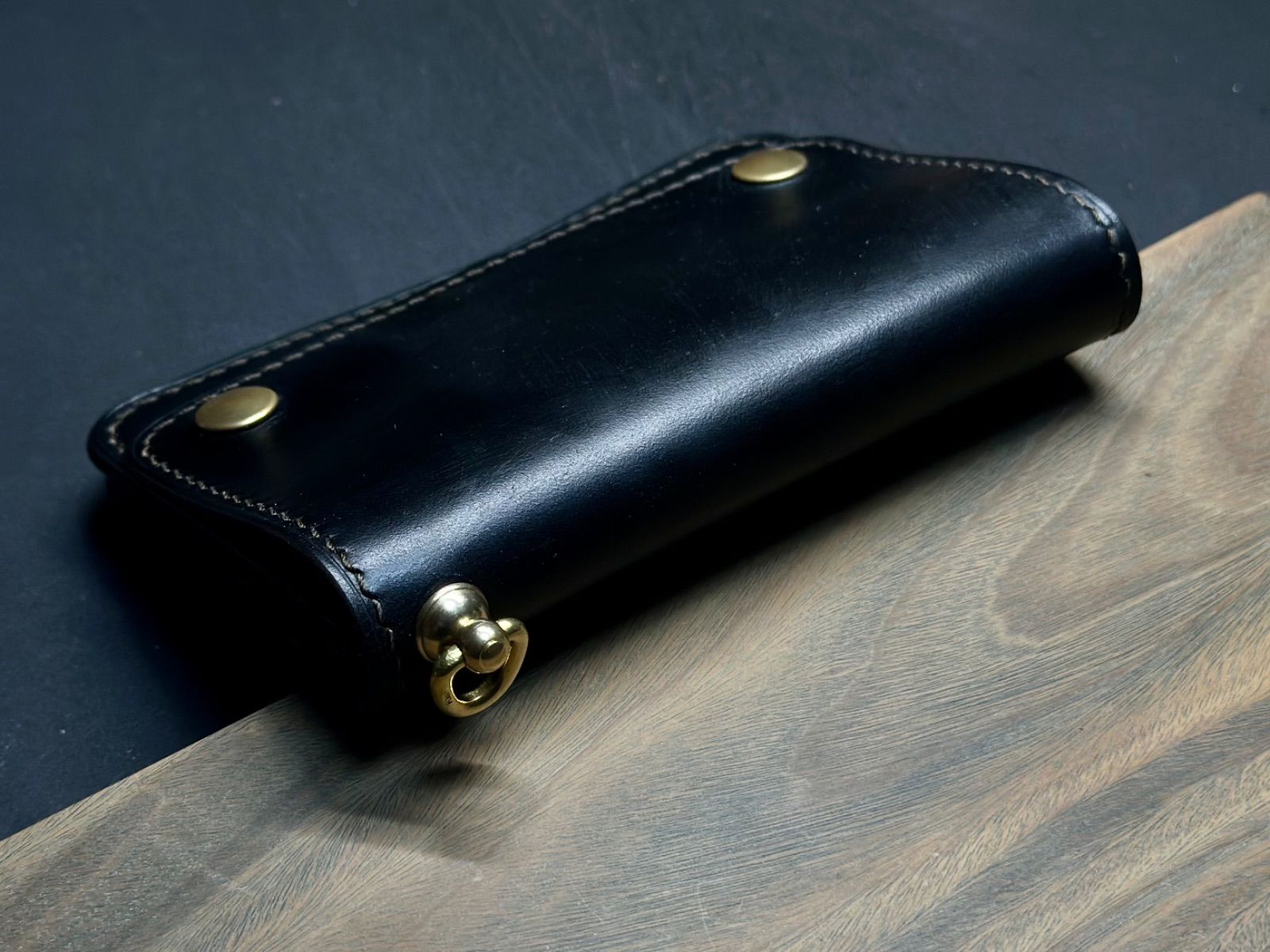 クロムエクセル・ブラック茶芯｜ミドルトラッカーウォレット