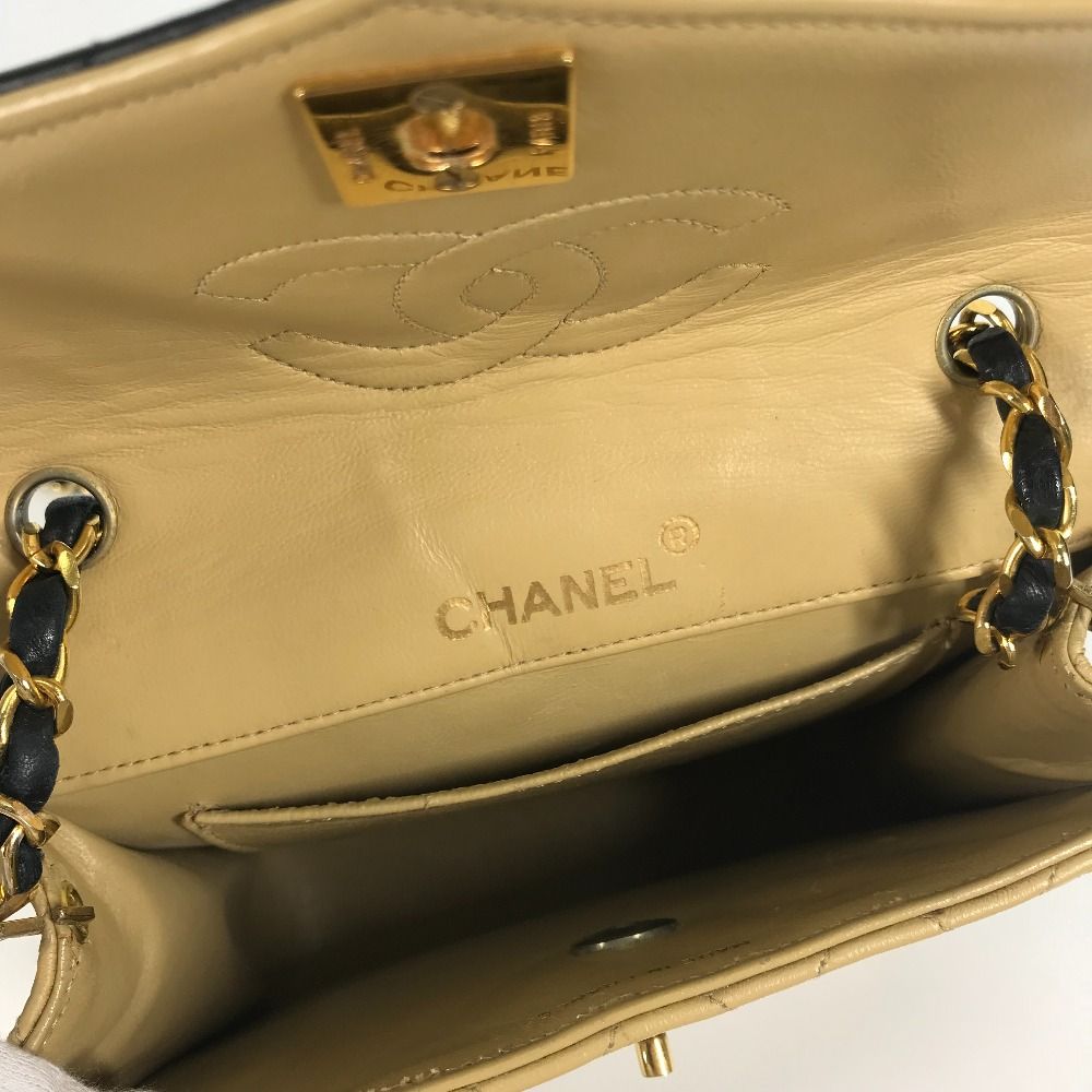 CHANEL シャネル ショルダーバッグ CC ココマーク マトラッセ 