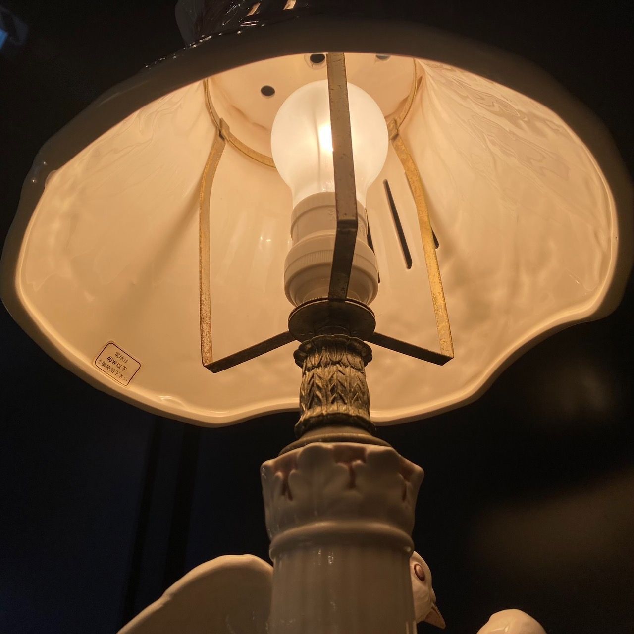 長江陶器 ダボ セラミック スタンドライト 鳩 ランプ 長江陶器 ダボ セラミック スタンドライト 鳩 ランプ