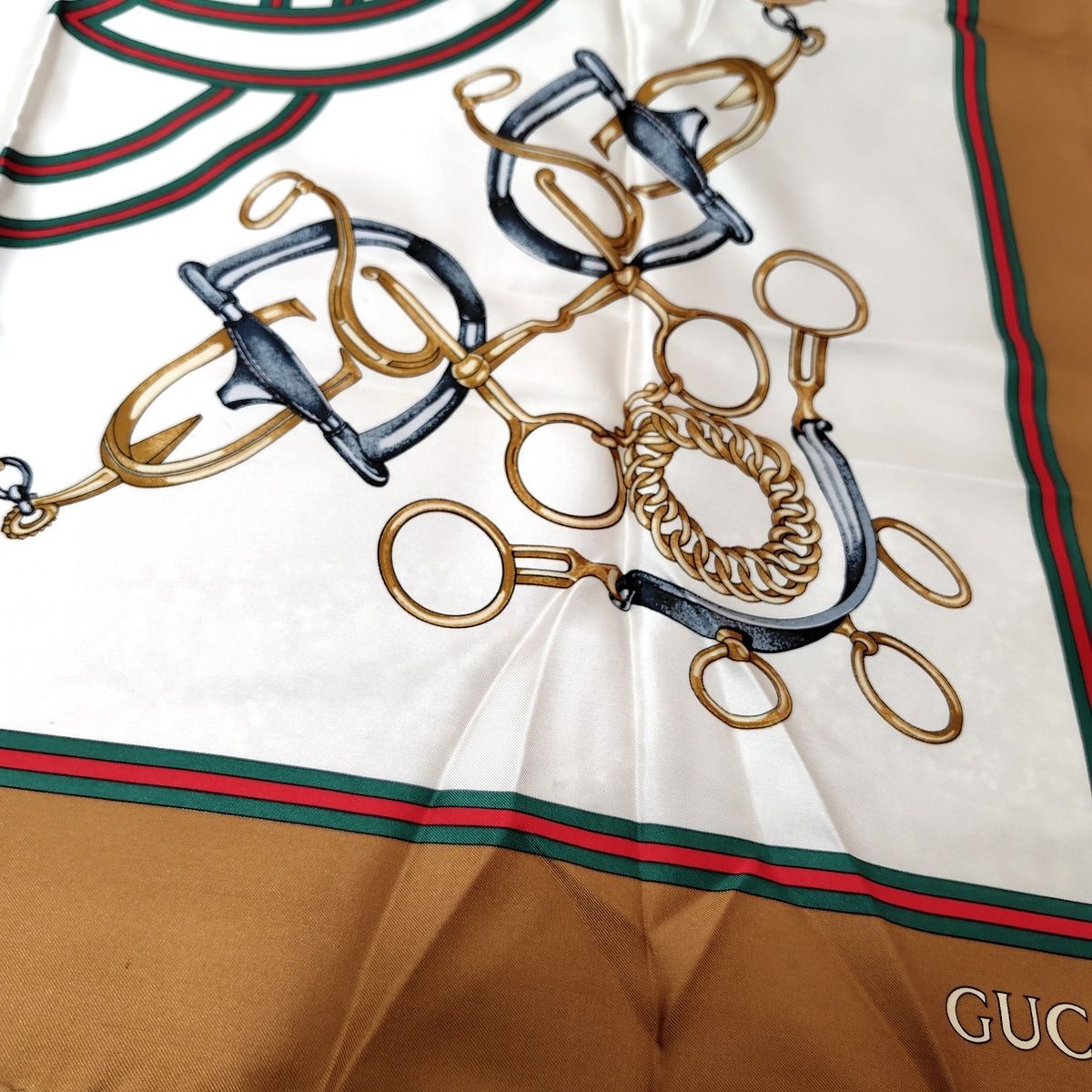 GUCCI(グッチ) スカーフ美品 - アイボリー×ブラウン×マルチ