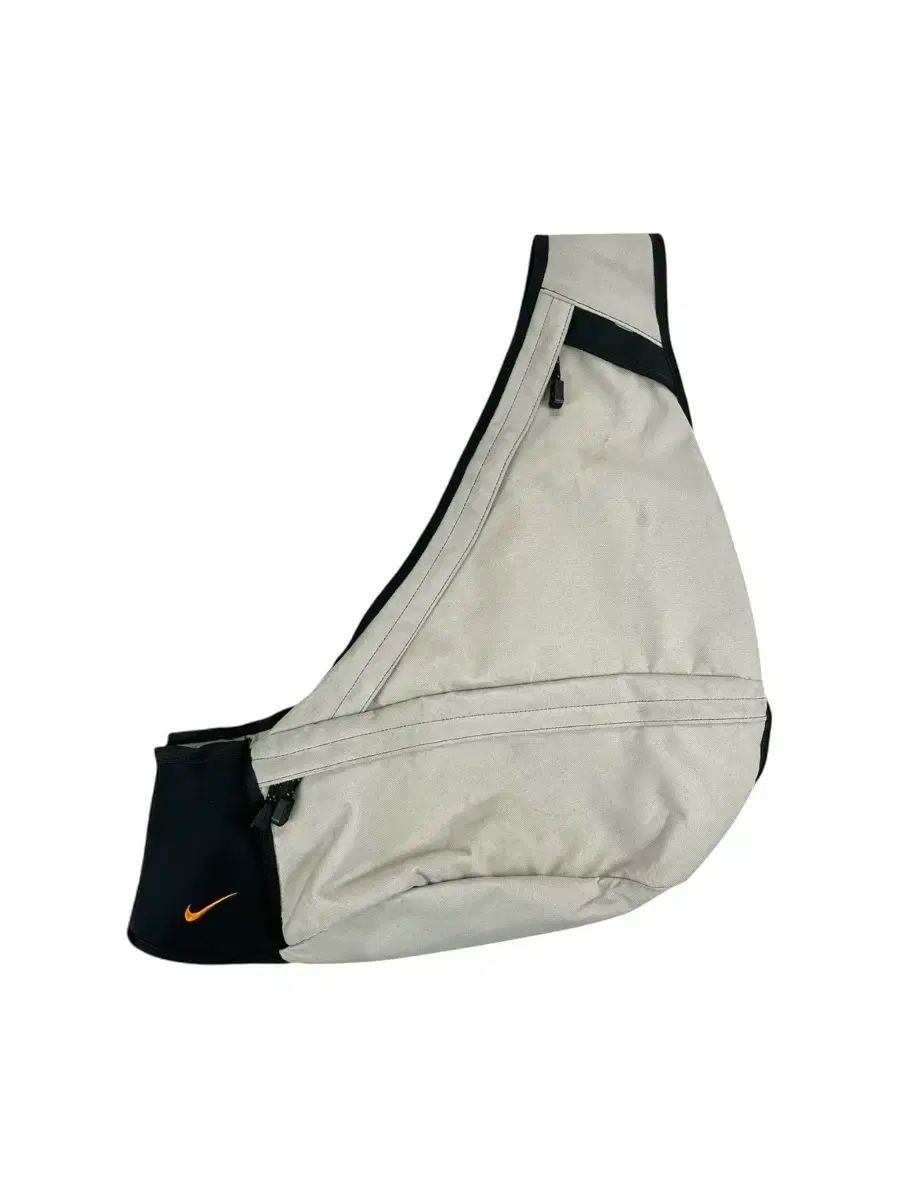 NIKE ナイキ スリングバッグ