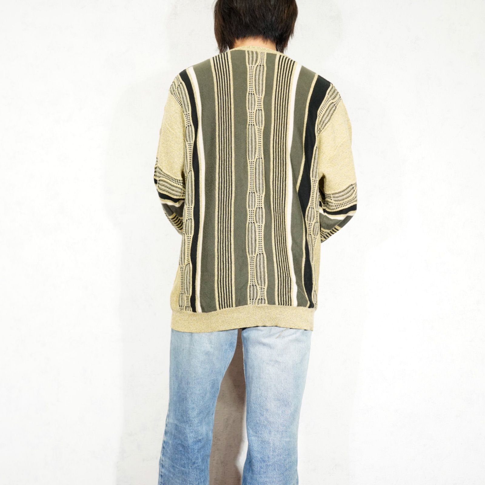 KNIT|ヨーロッパ古着Vネックデザイン3Dニット