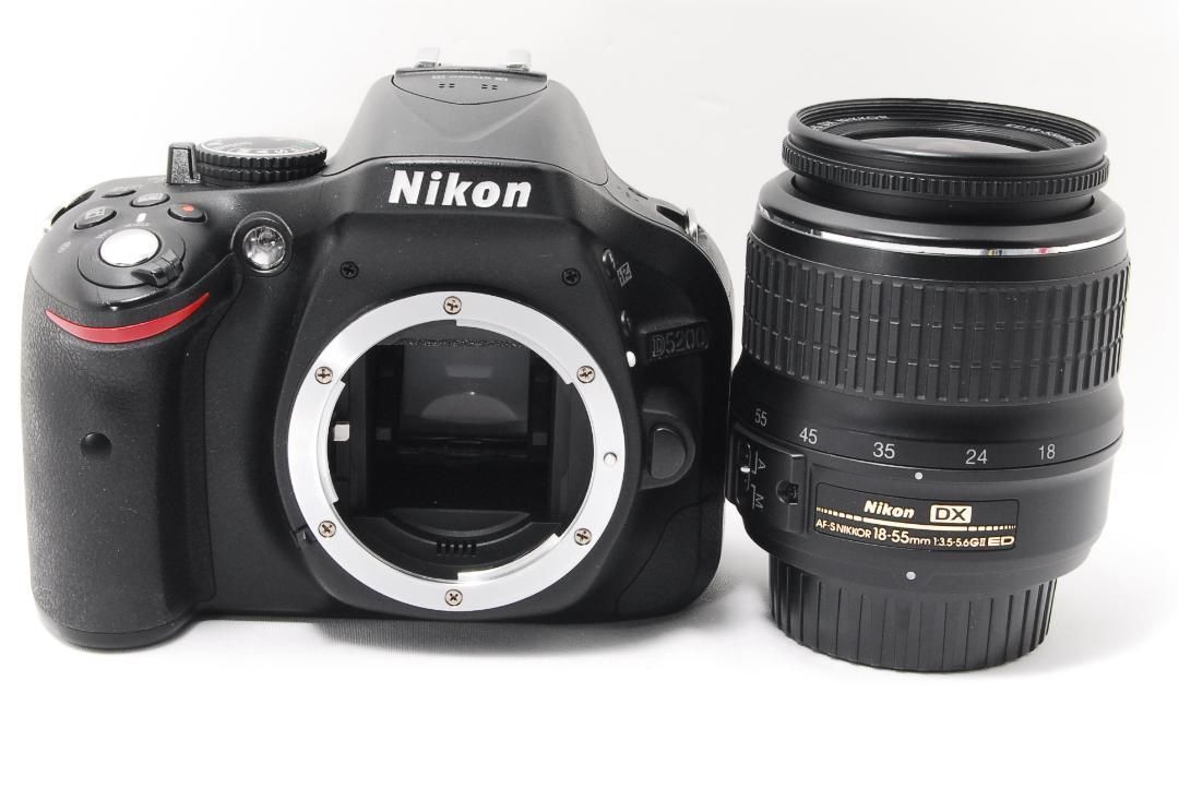 シャッター新品級❤ Nikon D5200 ニコン スマホ転送 一眼レフ シャッター新品級❤ Nikon D5200 ニコン スマホ転送 一眼レフ