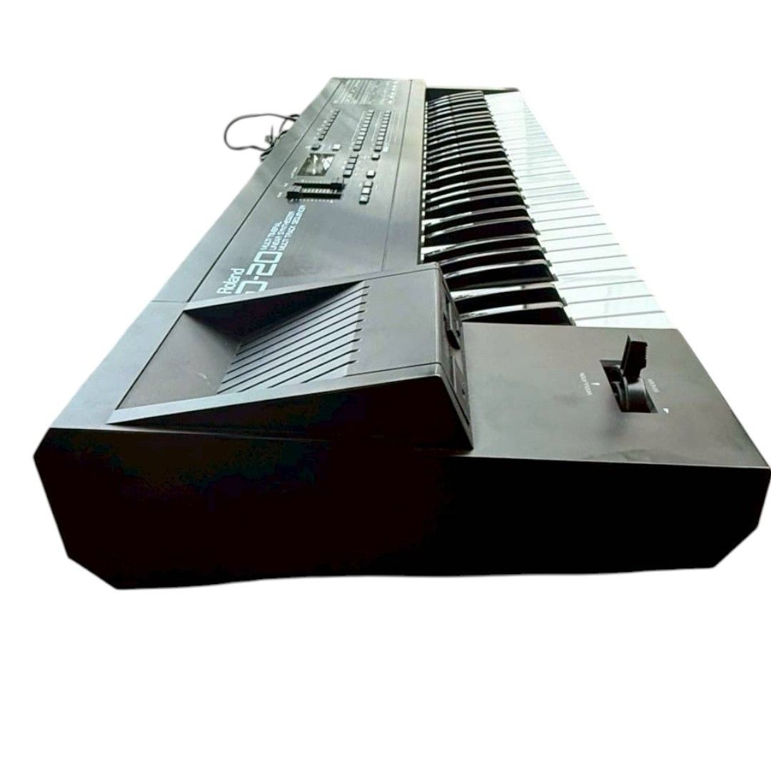 ROLAND D-20 シンセサイザー - メルカリ