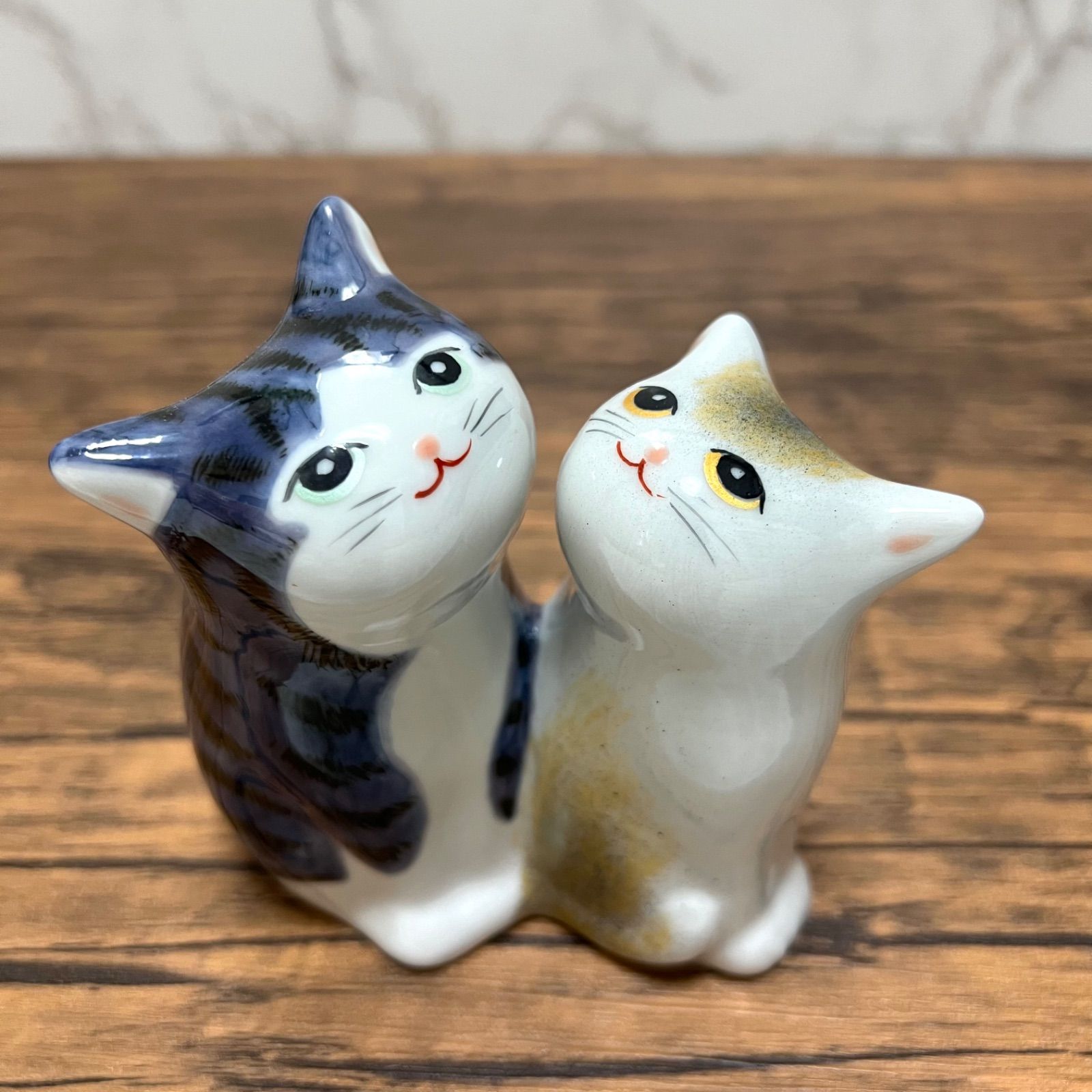 セール】【九谷焼】3.8号 仲良し猫 紫金釉彩 置物 Kutani Ware Cat