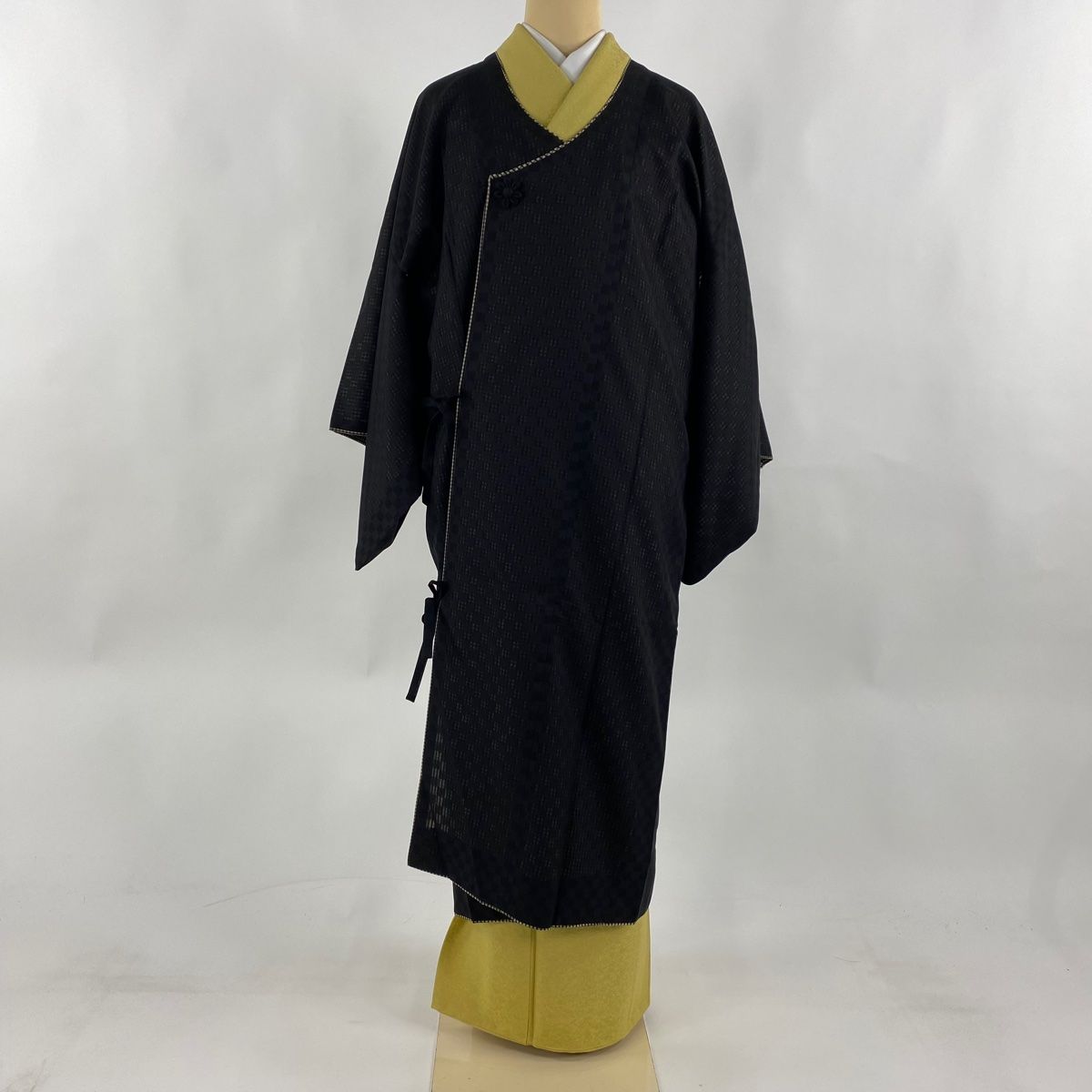 道中着 身丈122cm 裄丈66cm M 和装コート 着物衿 地紋 斜めぼかし 紫  