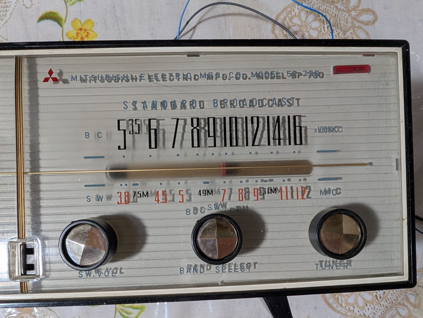 ナショナル6バンドBCLラジオ　クーガ118D　RF-1188【美品 ジャンク】 ナショナル6バンドBCLラジオ クーガ118D RF-1188【美品 ジャンク