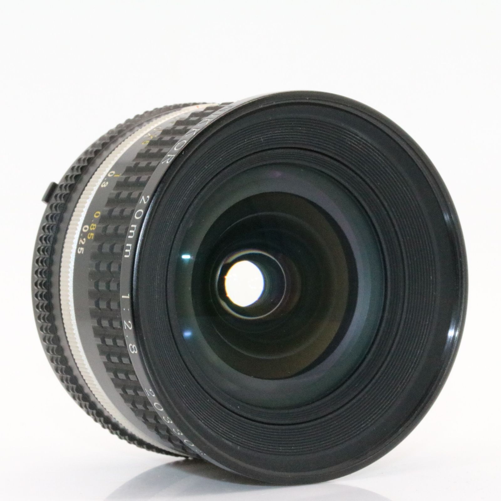 美品 Nikon Ai-s Ais Nikkor 20mm f2.8 超広角 単焦点 マニュアル 