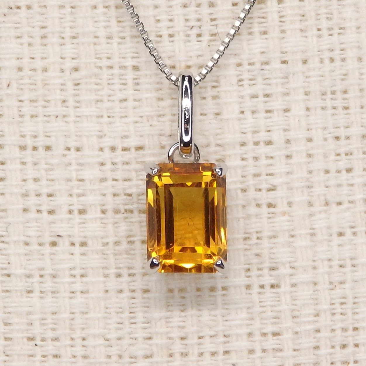 シトリン ペンダントトップ 1.244ct Z5624 プラチナ Pt 角 長角 【公式