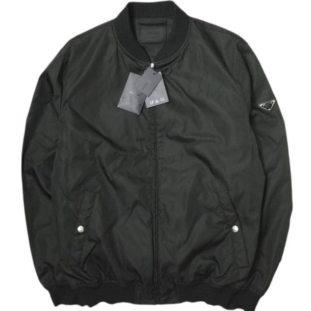 PRADA プラダ 22AW Re-Nylon PLATE LOGO BOMBER JACKET 三角プレートロゴ ナイロンボンバージャケット SGH038 R121 1WQ8 54 ブラック MA-1 アウター g16765