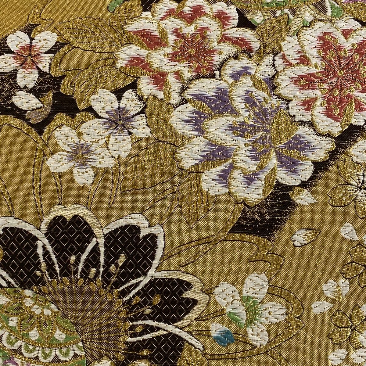 唐織 山口成三郎謹製 袋帯 松皮小桜文 金糸 新品未使用品 正絹 六通 Q841 唐織 山口成三郎謹製 袋帯 松皮小桜文 金糸 新品未使用品 正絹 六通