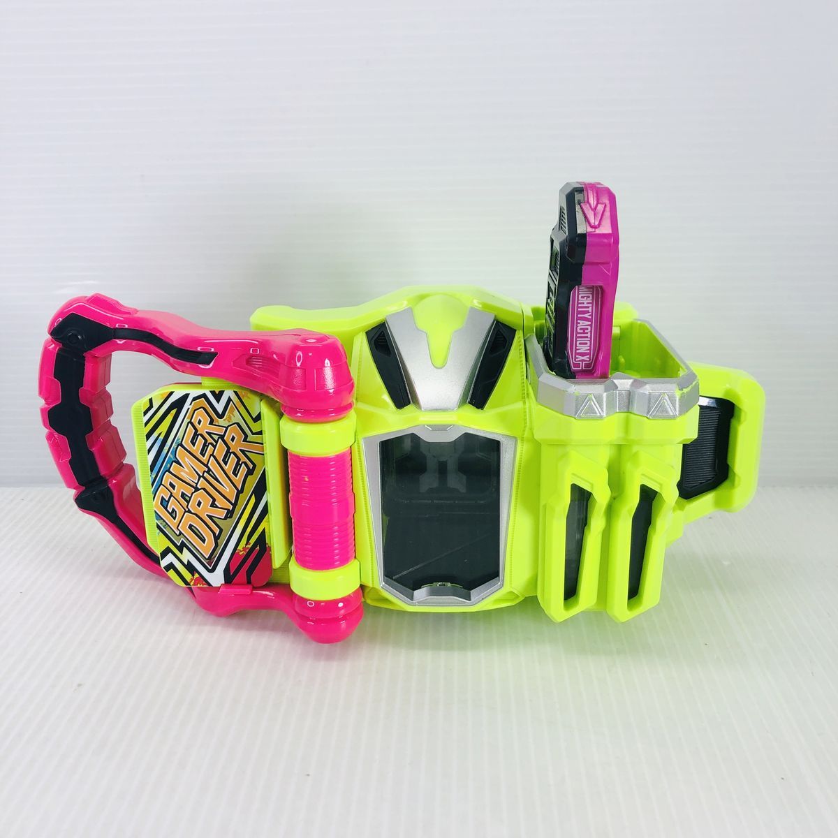 仮面ライダーエグゼイド まとめ売り ガシャット ゲーマドライバー 仮面ライダーエグゼイド SUPER BEST DXタドルレガシーガシャット
