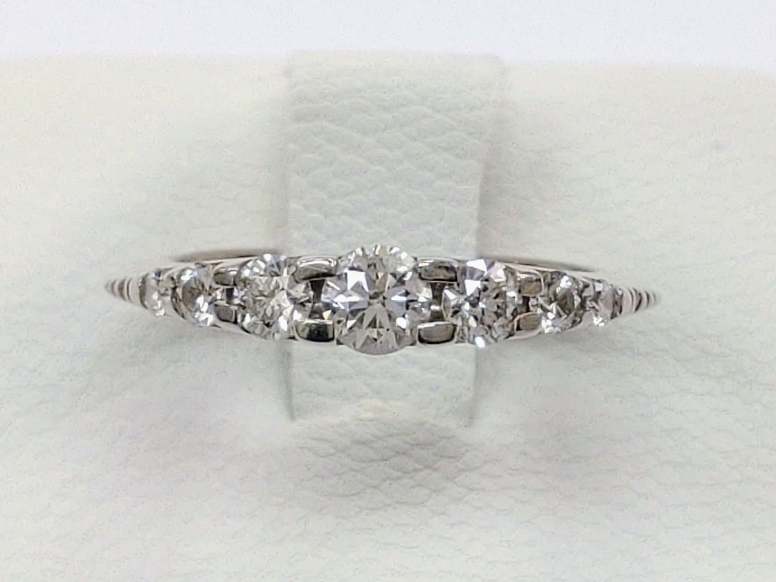 カシケイ ネイキッド K18BG ブラウンダイヤモンド7石 0.35ct ピンキー 