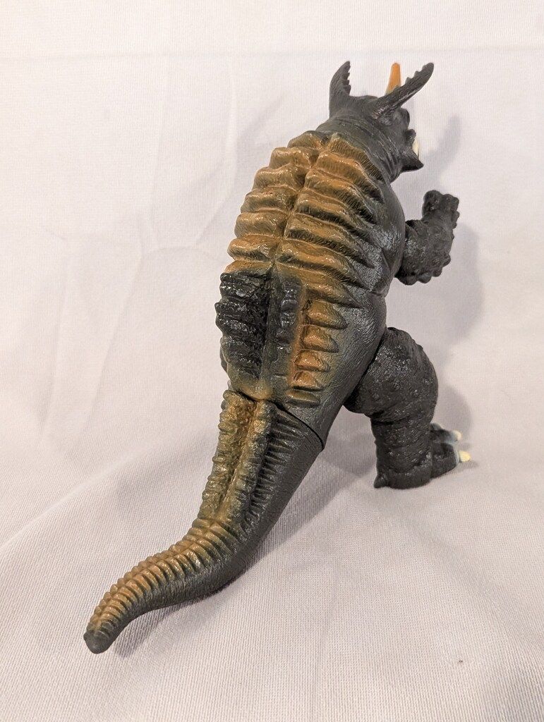 ウルトラ怪獣　ネロンガ バンダイ ウルトラマンZ ウルトラ怪獣シリーズ 123 ネロンガ