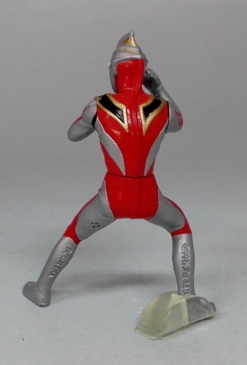 ウルトラマンガイア　 あざ笑う眼編　 HGシリーズ ガシャポン バンダイ Amazon.co.jp: HGウルトラマン23 あざ笑う眼編 全6種セット