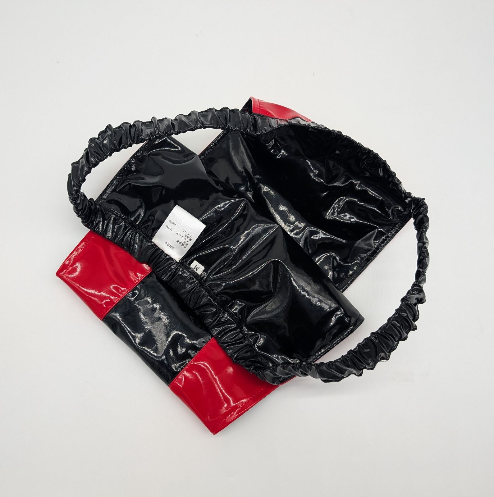 エナメル生地のふんどしパンツ(エナメル裏地付き)】赤/ 黒 (メンズS