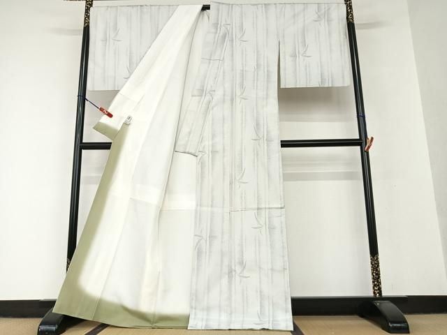 平和屋着物●本場大島紬　白大島　笹竹文　正絹　逸品　AAAV7182zg 平和屋着物○本場大島紬 白大島 笹竹文 正絹 逸品 AAAV7182zg - メルカリ