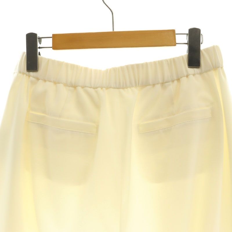 23SS 新品　タックパンツ　38 白 23SS 新品タックパンツ38 白