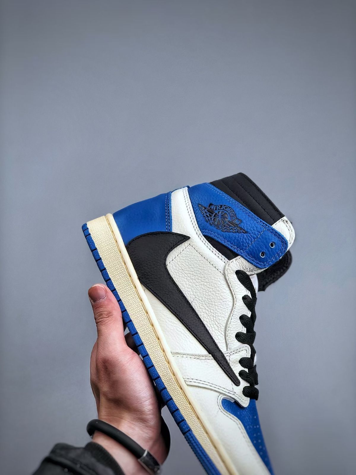 Jordan 1 Retro OG x Travis Scott Fragment High