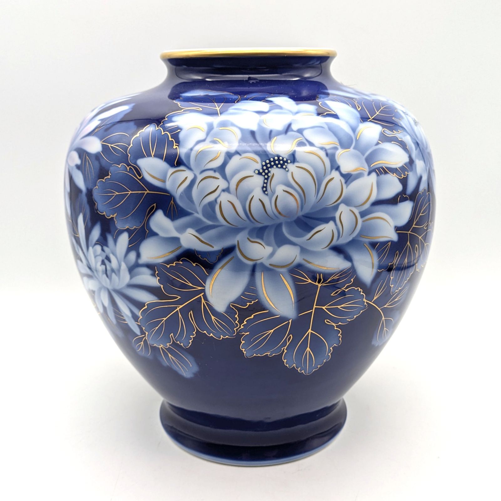 【冬バーゲン★特別送料無料！】 深川製磁・有田焼・花瓶・花器・花生・壺・菊文・瑠璃・金彩・No 工芸品