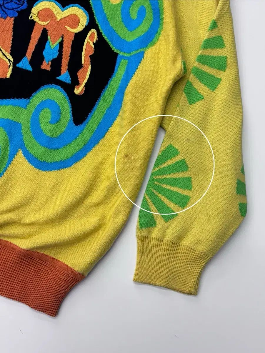 Gianni Versace Versace(ヴェルサーチェ) 90s マルチカラー 刺繡 ロゴ