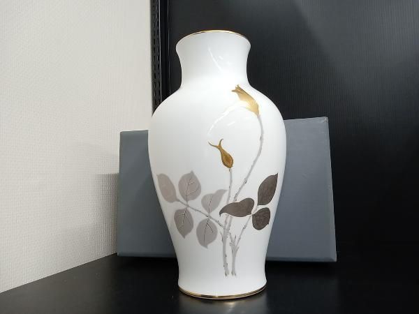 大倉陶園 OKURA CHINA.INC. 花瓶 - メルカリ