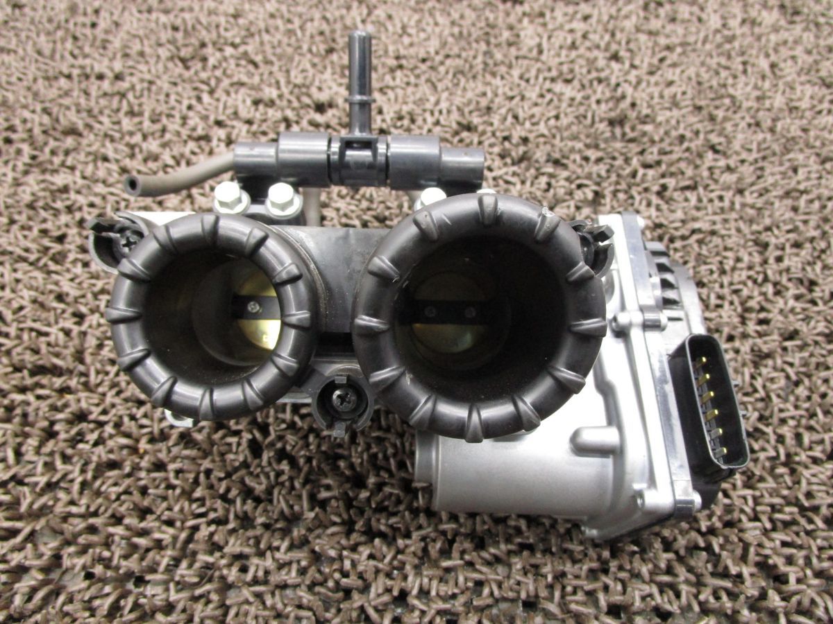 ヤマハSR用ショート型シート 「管理番号S1」 DAYTONA（バイク用品