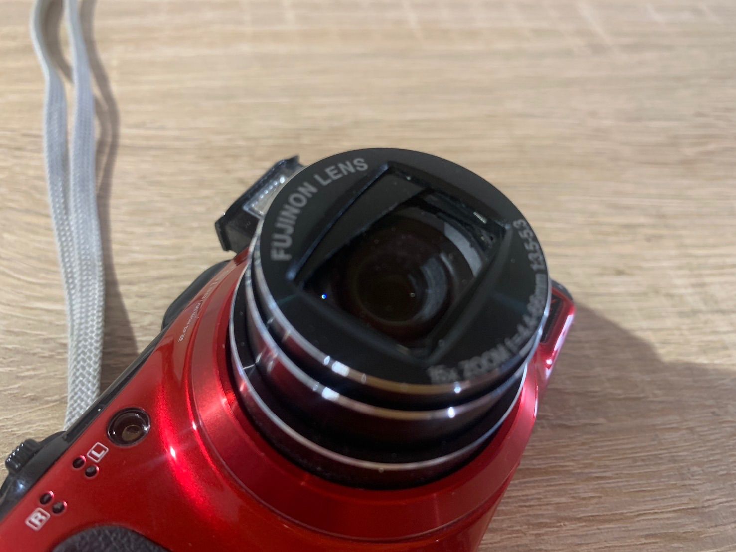 5468 FUJIFILM FINEPIX F550 EXR レッド デジカメ 5468 FUJIFILM