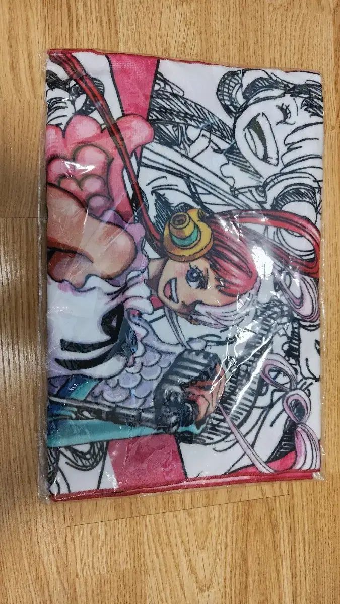 【雷市場（ポンジャン）商品韓国直送】 ONE PIECE(ワンピース) ワンピースフィルムレッド ウタ フェイスタオル タオル 未開封 出品