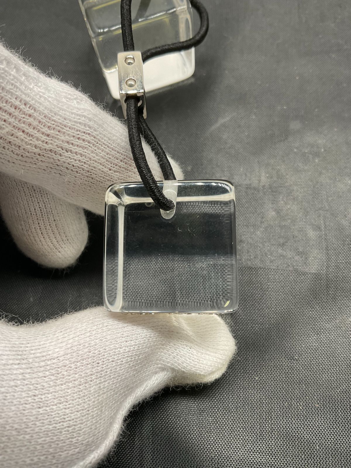 訳あり】ルイヴィトン ヘアゴム キューブ ラインストーン ブラック 訳