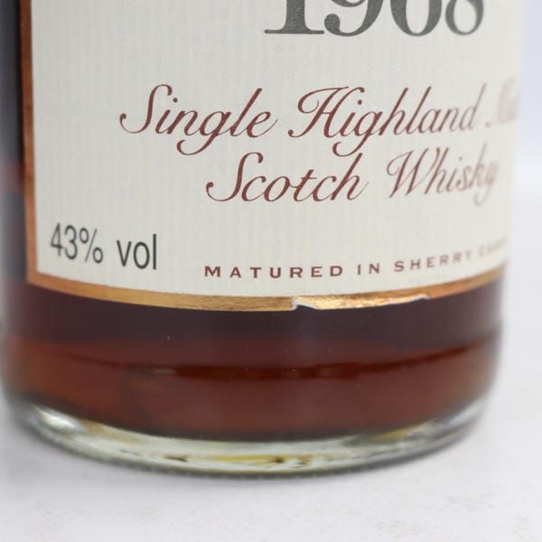 グレンドロナック 1968 ANA限定 43% 750ml - メルカリ