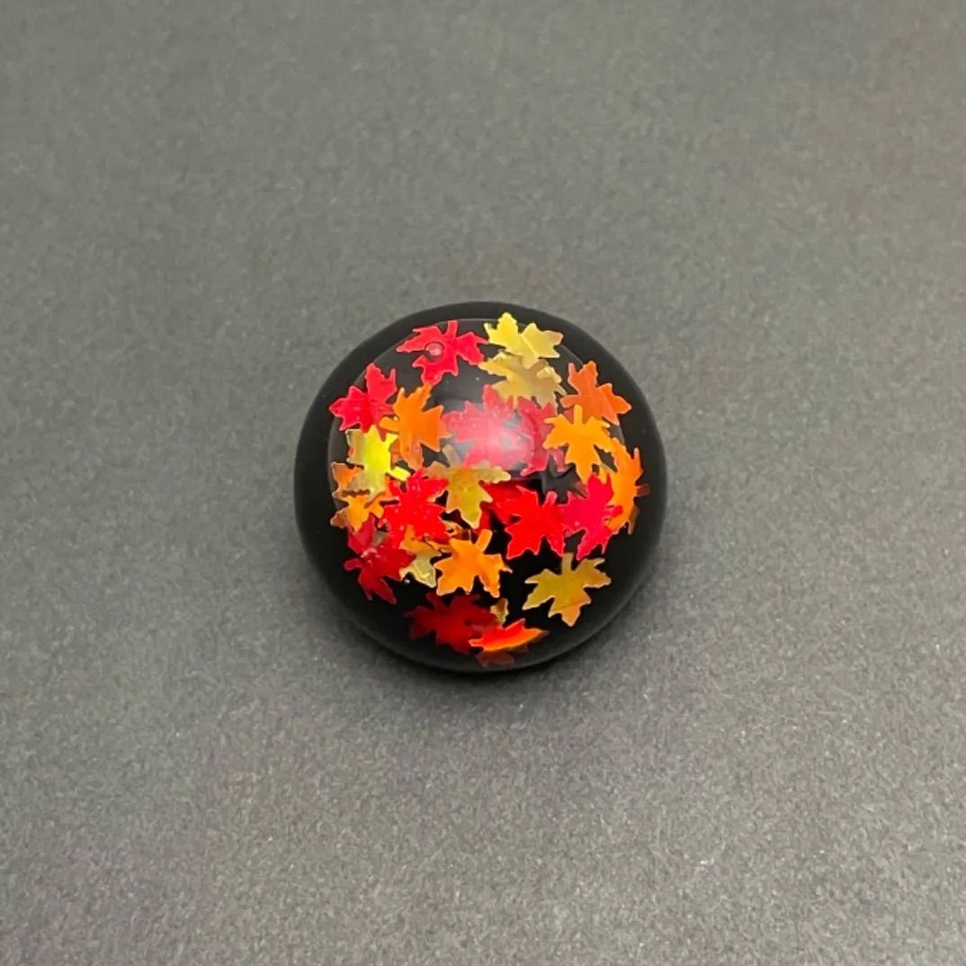 レジンヘアゴム 紅葉 秋の彩 もみじ No.26 - メルカリ