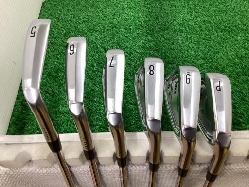 バッグ新品】ゼクシオ 11代目＆8代目 メンズゴルフセット 12本 R