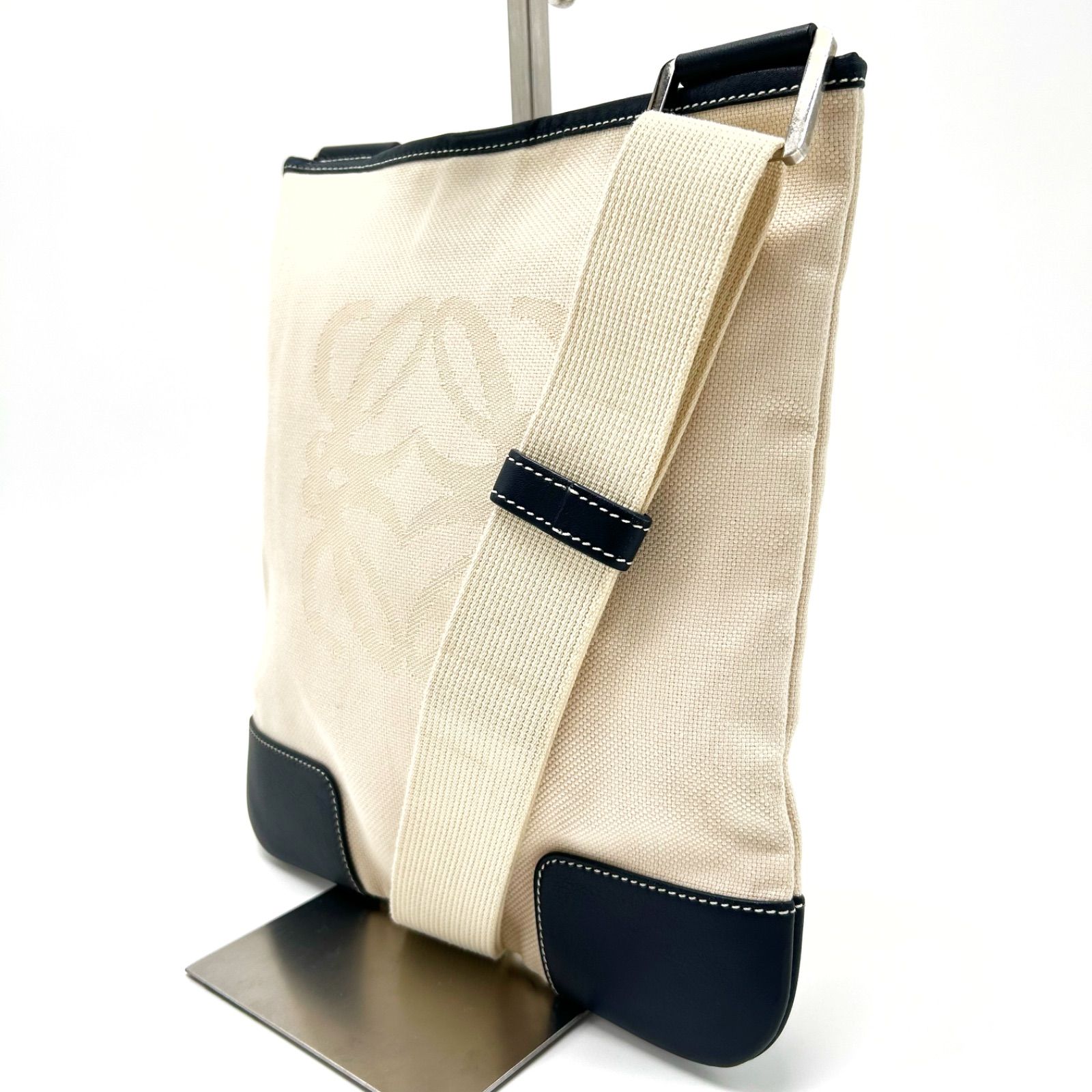 美品】LOEWE ロエベ ショルダーバッグ レザー アナグラム 正規品