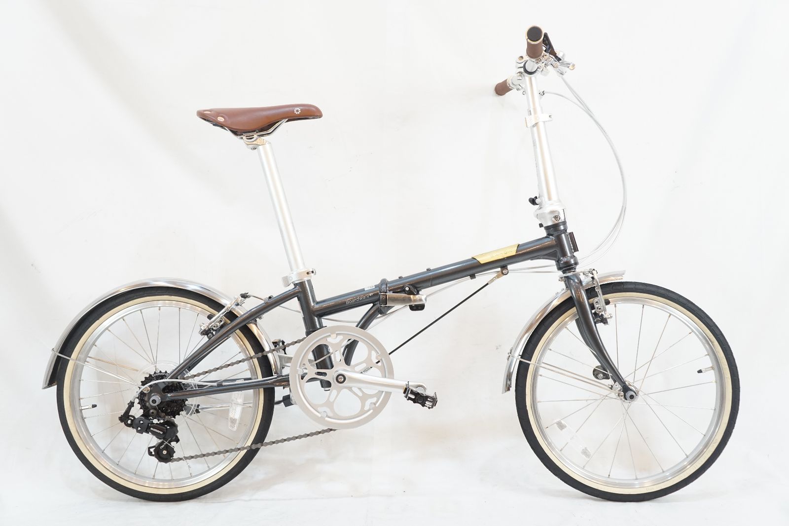 DAHON ダホン BOARDWALK D7 2025年モデル 20インチ 折り畳み自転車 | バイチャリ浦和ベース