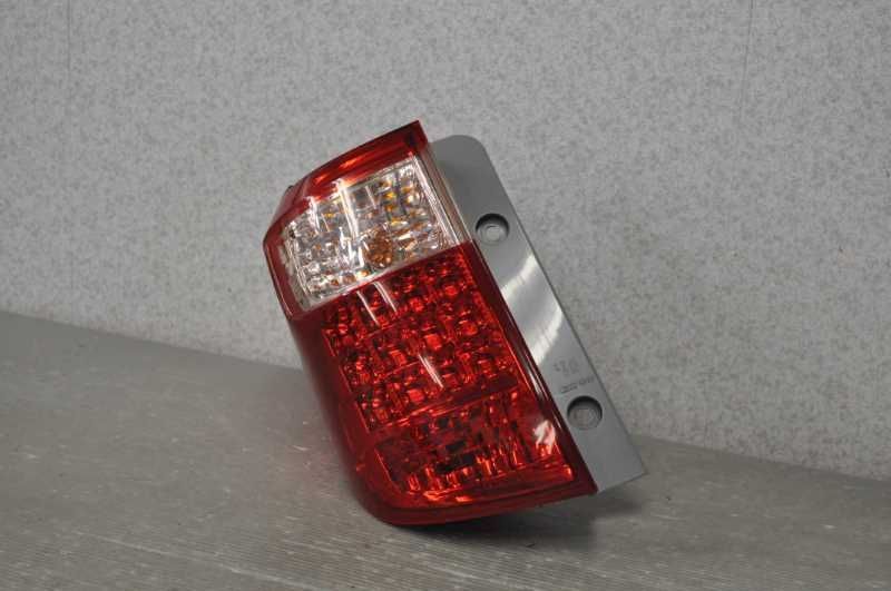 左 テールランプ テールライト LED全点灯OK ANH25W ANH20W アルファード 240 S 後期 58-26 81560-58070 s020918C