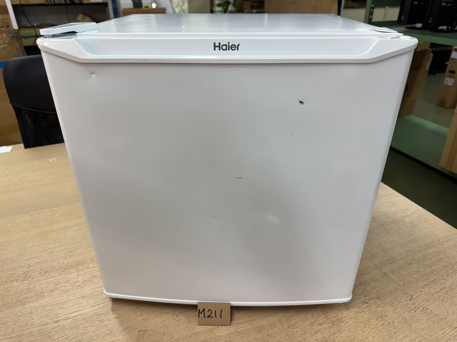M211 ハイアール ワンドア冷蔵庫 40L 型式：JR-K40AL 年式：2023年