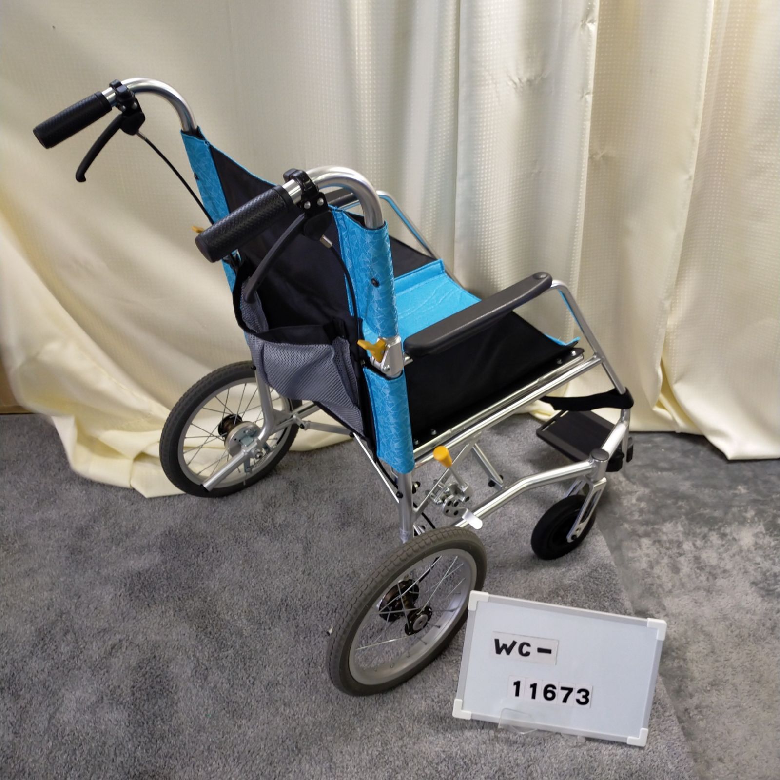 WC-11673)松永製作所 USL-2B 超軽量 エアライトシリーズ 介助式 車椅子 車イス 車いす 洗浄/消毒済 介護用品【中古】 - メルカリ