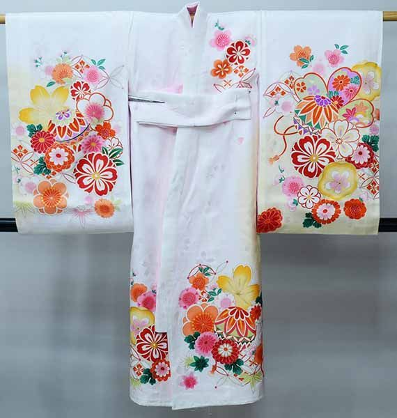 お宮参り 産着 のしめ 女児 女の子 正絹 綸子地 金刺繍 白地 鞠 祝着 一つ身 掛け着 熨斗目 NO41296 - メルカリ