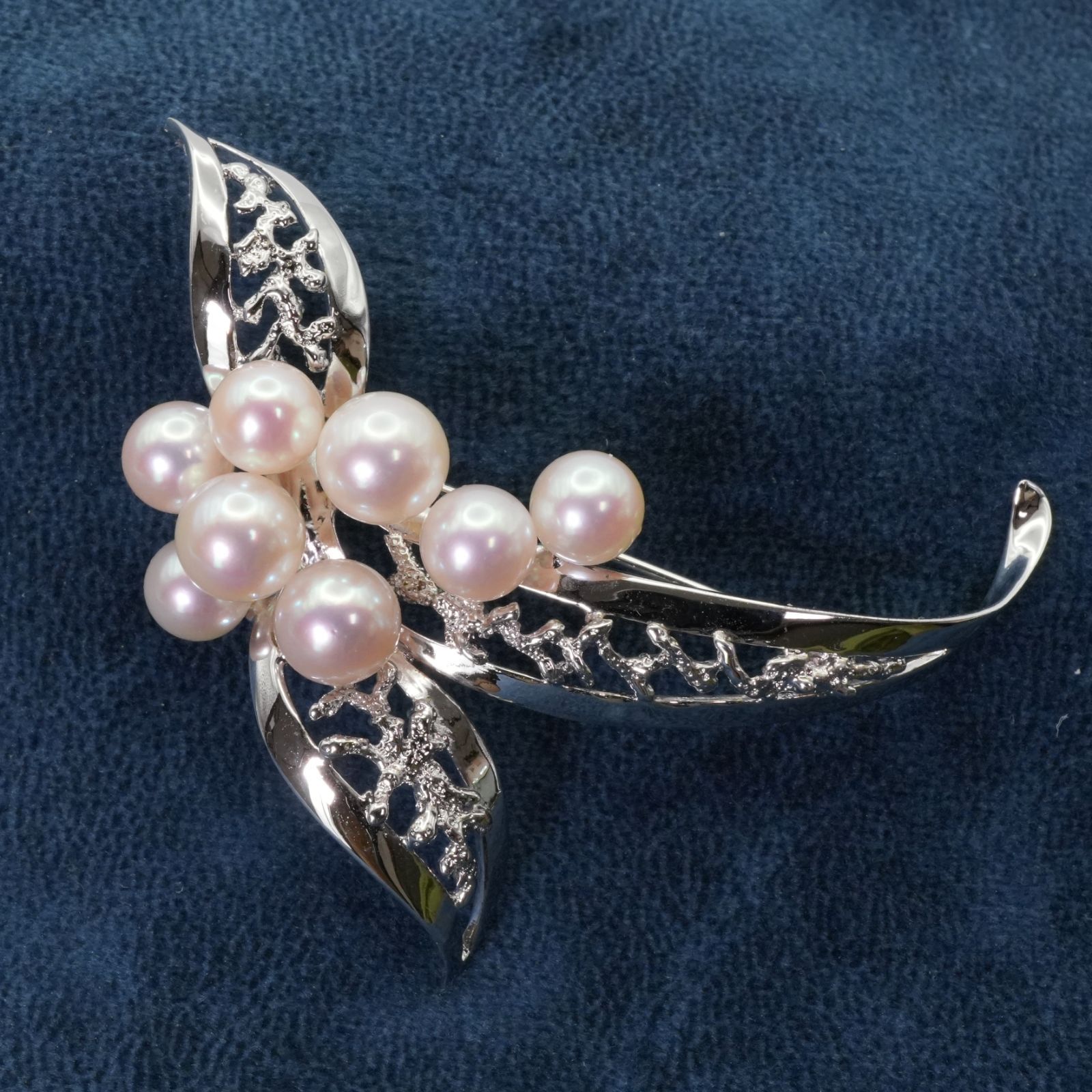 低価，高品質】 ☆ミキモト パールブローチ 真珠 NHK刻印 ケース付