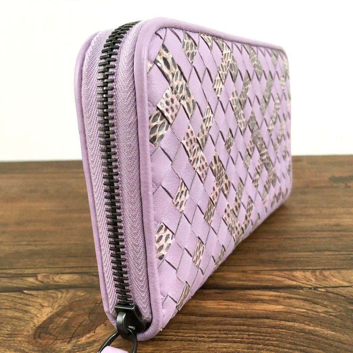 148 送料込み！ 極美品 BOTTEGA VENETA ジップウォレット - メルカリ 