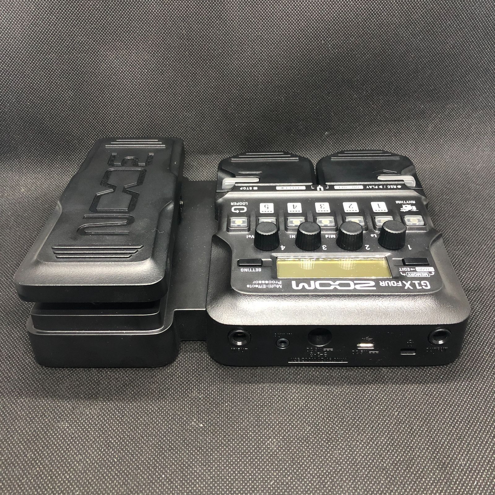 ギター zoom G1X FOUR Zoom G1X Four Guitar Multi-Effects Processor with cables and
